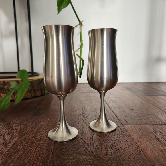 Royal Selangor Pewter 97% Wine Glasses - Picture 1 of 3